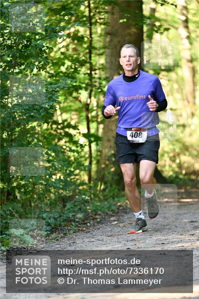 06.10.2024 - Bramfelder Halbmarathon 2024 Dr. Thomas Lammeyer http://msf.ph/oto/7336170 06.10.2024 10:10:13 Laufen 408, 63 meine-sportfotos.de