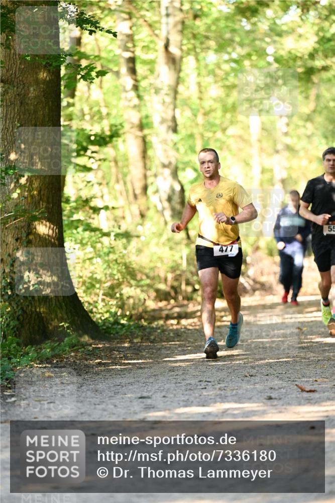 06.10.2024 - Bramfelder Halbmarathon 2024 Dr. Thomas Lammeyer http://msf.ph/oto/7336180 06.10.2024 10:10:16 Laufen 477, 55 meine-sportfotos.de