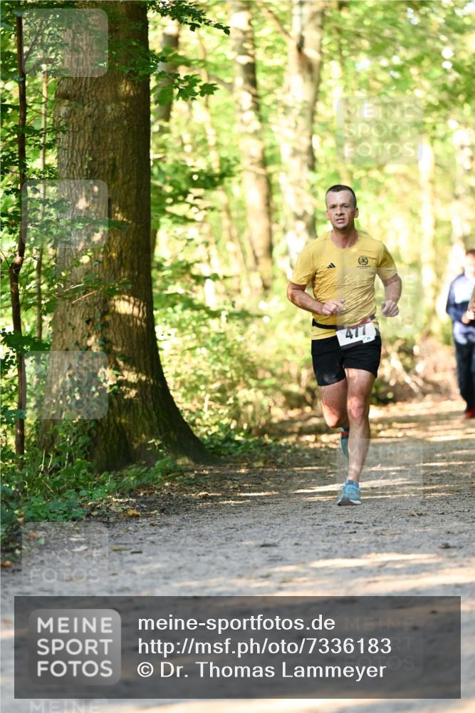 06.10.2024 - Bramfelder Halbmarathon 2024 Dr. Thomas Lammeyer http://msf.ph/oto/7336183 06.10.2024 10:10:17 Laufen 477 meine-sportfotos.de