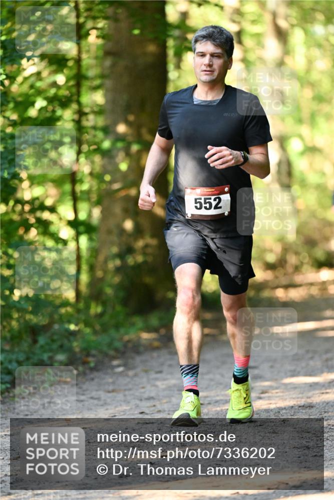 06.10.2024 - Bramfelder Halbmarathon 2024 Dr. Thomas Lammeyer http://msf.ph/oto/7336202 06.10.2024 10:10:20 Laufen 552 meine-sportfotos.de
