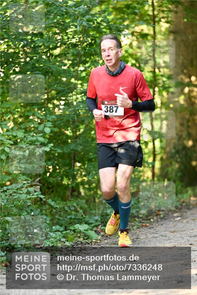 06.10.2024 - Bramfelder Halbmarathon 2024 Dr. Thomas Lammeyer http://msf.ph/oto/7336248 06.10.2024 10:11:38 Laufen 387 meine-sportfotos.de