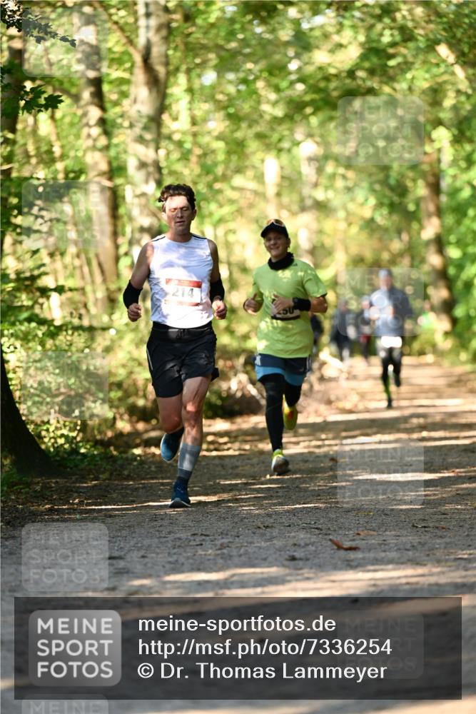 06.10.2024 - Bramfelder Halbmarathon 2024 Dr. Thomas Lammeyer http://msf.ph/oto/7336254 06.10.2024 10:11:47 Laufen 214 meine-sportfotos.de