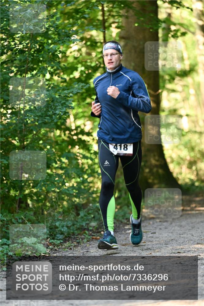 06.10.2024 - Bramfelder Halbmarathon 2024 Dr. Thomas Lammeyer http://msf.ph/oto/7336296 06.10.2024 10:11:57 Laufen 418 meine-sportfotos.de