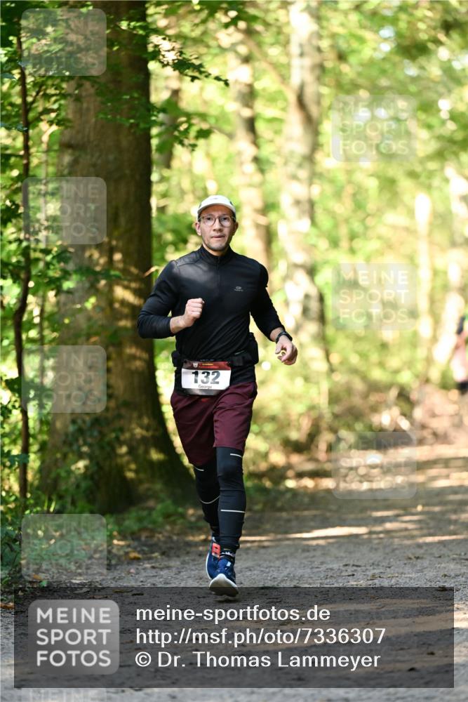 06.10.2024 - Bramfelder Halbmarathon 2024 Dr. Thomas Lammeyer http://msf.ph/oto/7336307 06.10.2024 10:12:09 Laufen 132 meine-sportfotos.de