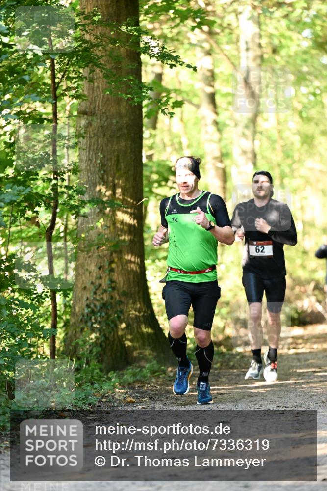 06.10.2024 - Bramfelder Halbmarathon 2024 Dr. Thomas Lammeyer http://msf.ph/oto/7336319 06.10.2024 10:12:14 Laufen 62, 20 meine-sportfotos.de