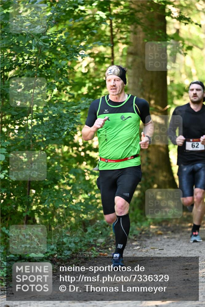 06.10.2024 - Bramfelder Halbmarathon 2024 Dr. Thomas Lammeyer http://msf.ph/oto/7336329 06.10.2024 10:12:16 Laufen 62 meine-sportfotos.de