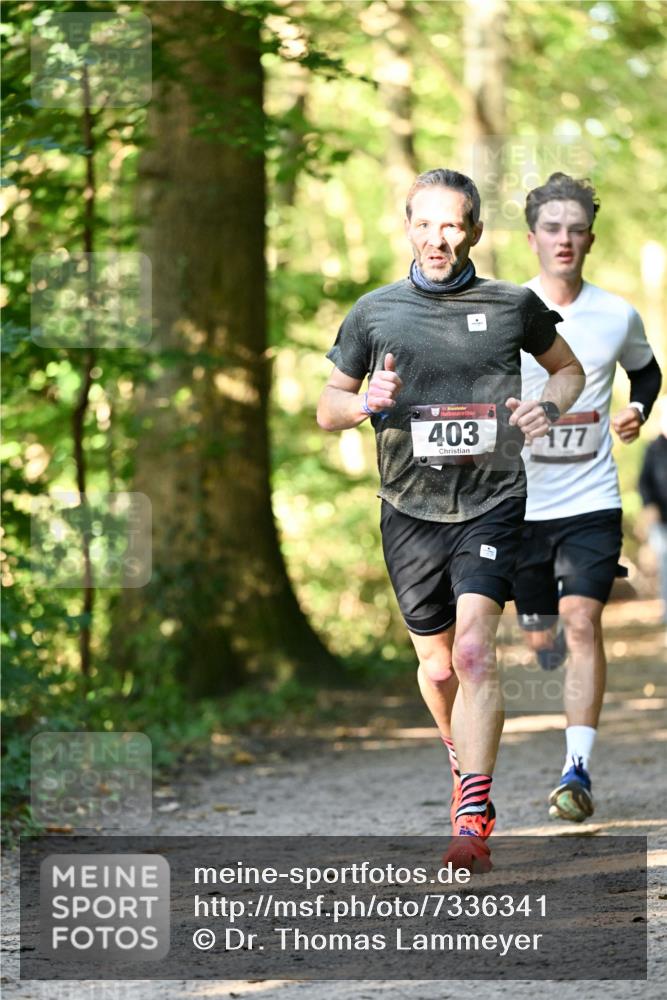 06.10.2024 - Bramfelder Halbmarathon 2024 Dr. Thomas Lammeyer http://msf.ph/oto/7336341 06.10.2024 10:12:19 Laufen 33, 403, 177 meine-sportfotos.de