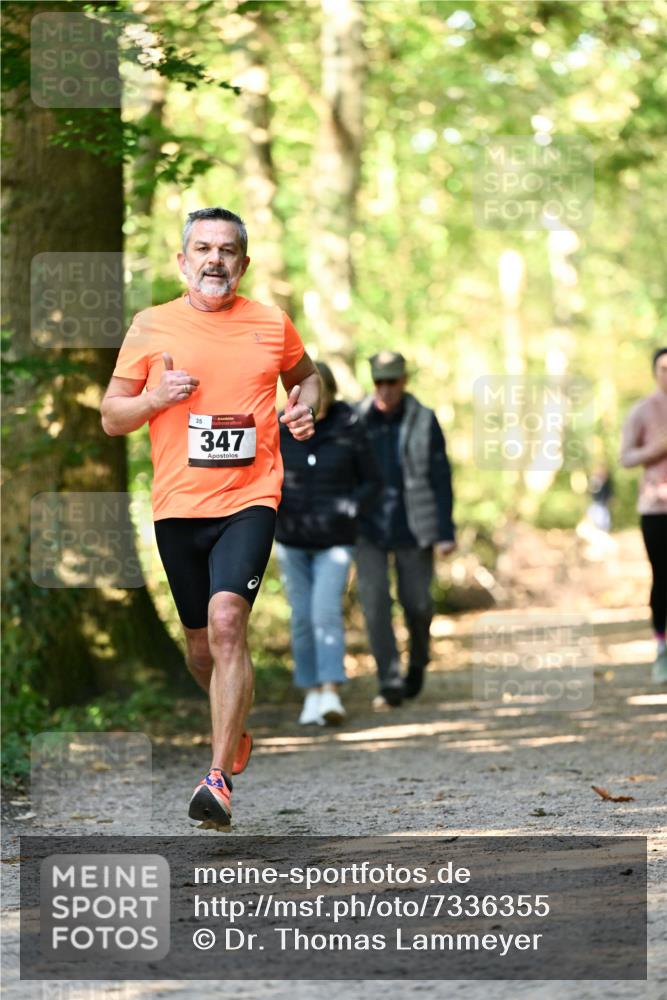 06.10.2024 - Bramfelder Halbmarathon 2024 Dr. Thomas Lammeyer http://msf.ph/oto/7336355 06.10.2024 10:12:28 Laufen 35, 347 meine-sportfotos.de