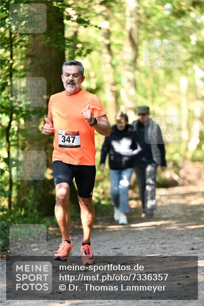 06.10.2024 - Bramfelder Halbmarathon 2024 Dr. Thomas Lammeyer http://msf.ph/oto/7336357 06.10.2024 10:12:28 Laufen 35, 347 meine-sportfotos.de