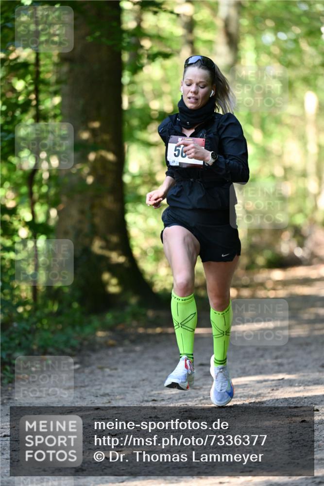 06.10.2024 - Bramfelder Halbmarathon 2024 Dr. Thomas Lammeyer http://msf.ph/oto/7336377 06.10.2024 10:12:45 Laufen 56, 24 meine-sportfotos.de