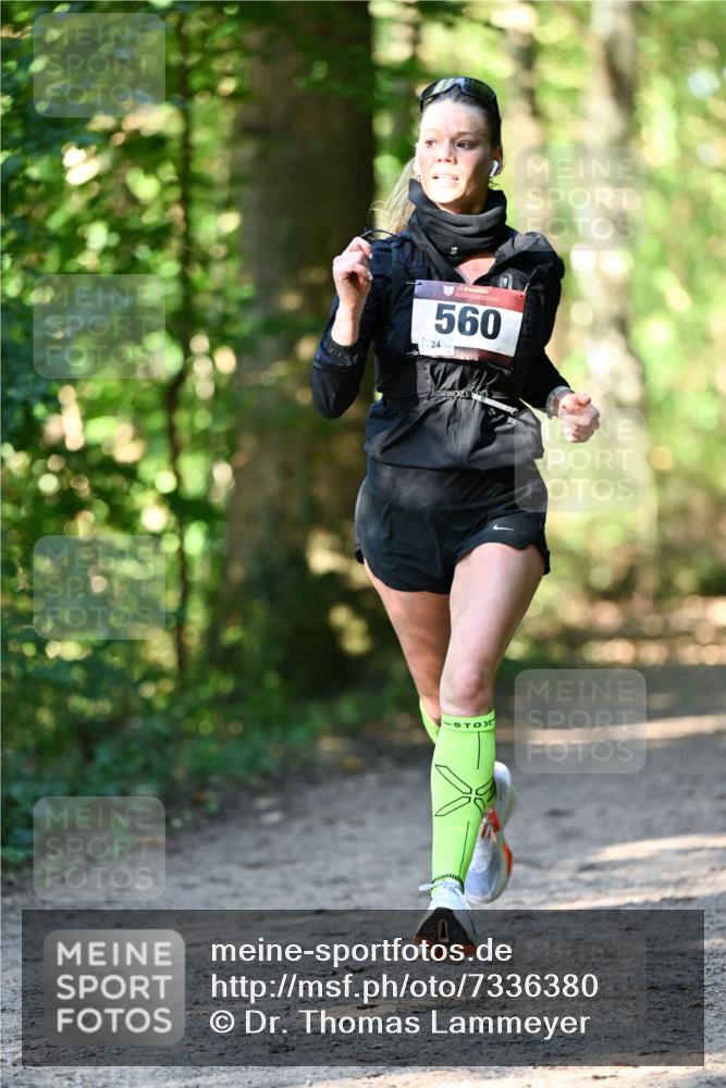 06.10.2024 - Bramfelder Halbmarathon 2024 Dr. Thomas Lammeyer http://msf.ph/oto/7336380 06.10.2024 10:12:45 Laufen 560, 24 meine-sportfotos.de