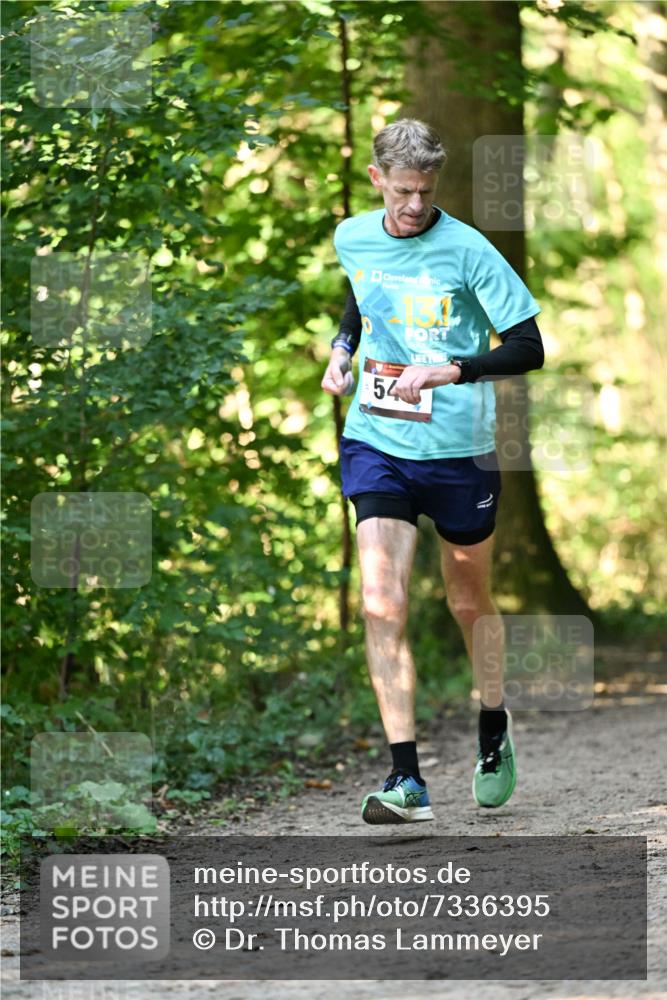 06.10.2024 - Bramfelder Halbmarathon 2024 Dr. Thomas Lammeyer http://msf.ph/oto/7336395 06.10.2024 10:13:08 Laufen 54 meine-sportfotos.de