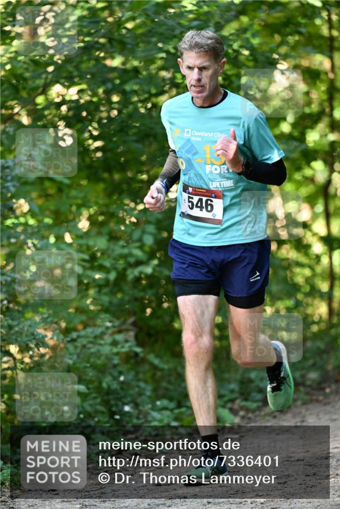 06.10.2024 - Bramfelder Halbmarathon 2024 Dr. Thomas Lammeyer http://msf.ph/oto/7336401 06.10.2024 10:13:08 Laufen 546 meine-sportfotos.de