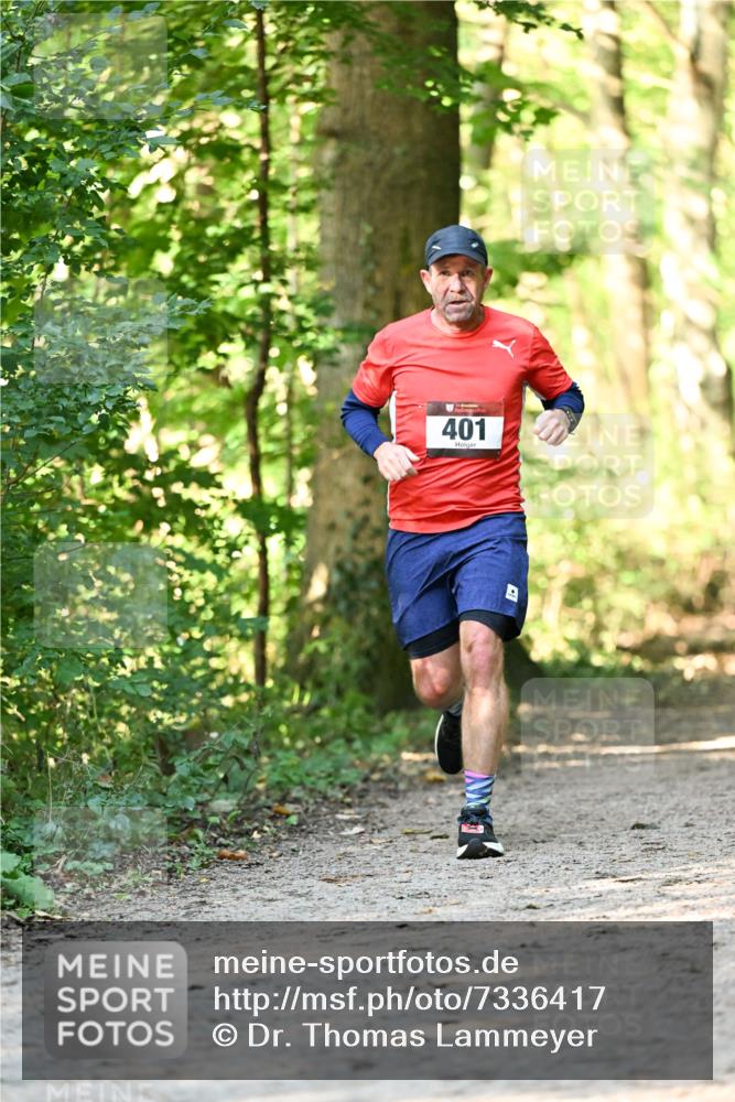 06.10.2024 - Bramfelder Halbmarathon 2024 Dr. Thomas Lammeyer http://msf.ph/oto/7336417 06.10.2024 10:13:47 Laufen 401 meine-sportfotos.de