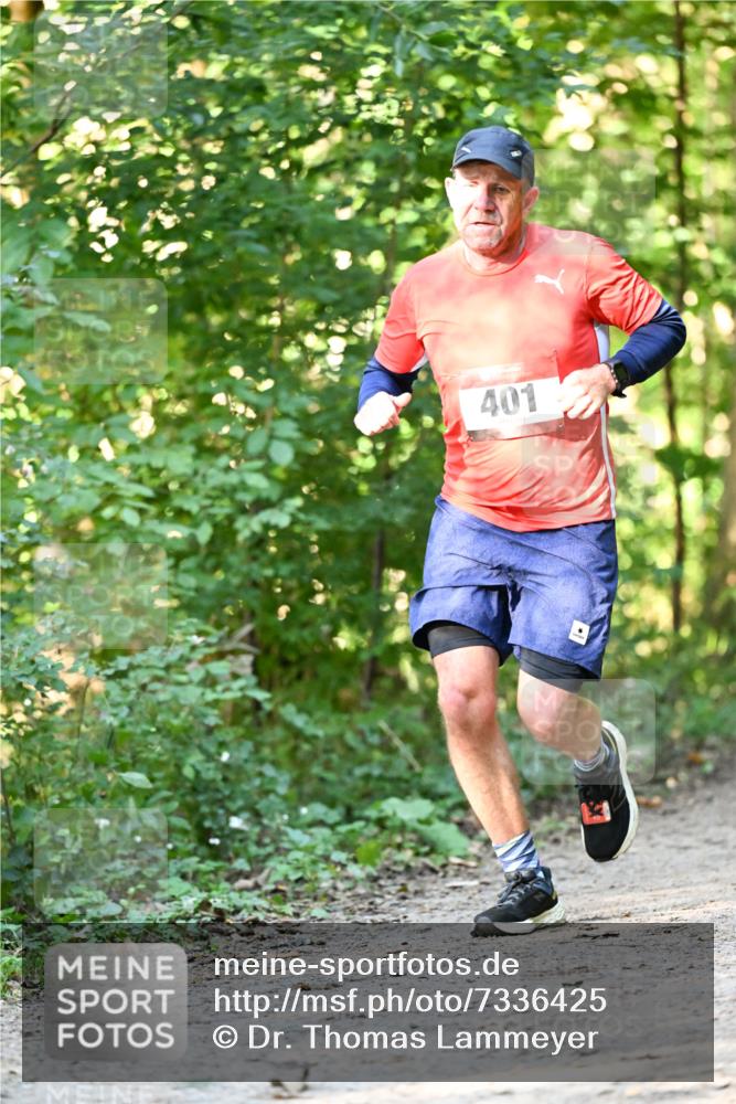06.10.2024 - Bramfelder Halbmarathon 2024 Dr. Thomas Lammeyer http://msf.ph/oto/7336425 06.10.2024 10:13:48 Laufen 401 meine-sportfotos.de