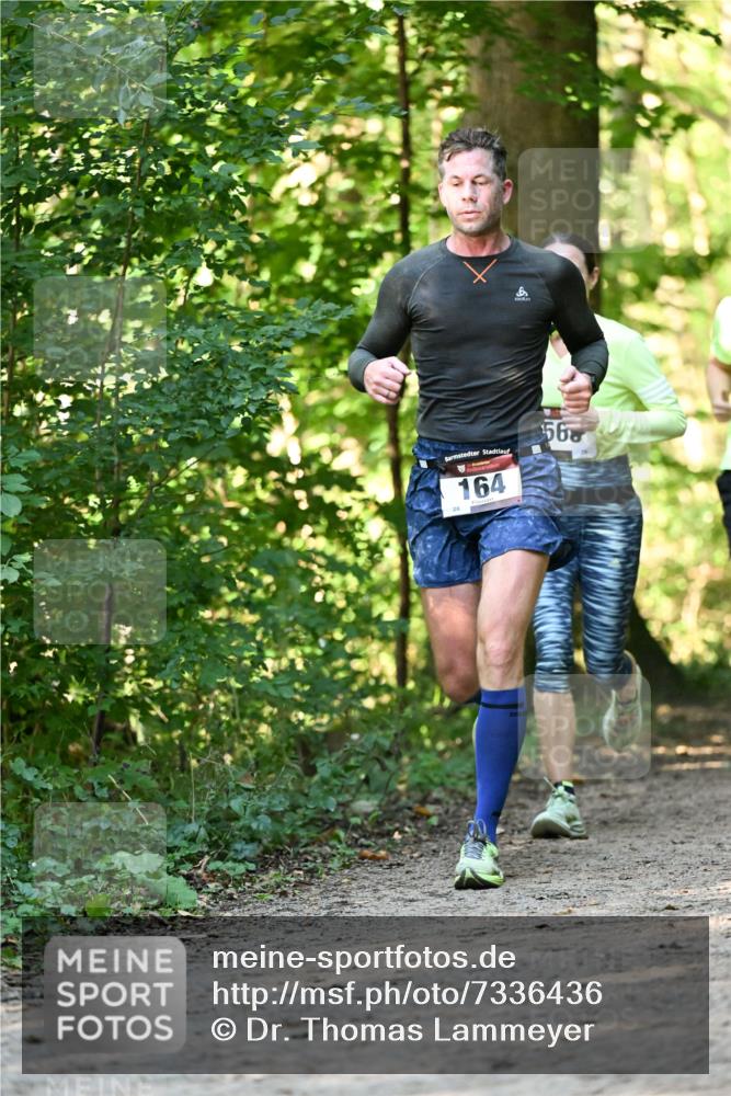 06.10.2024 - Bramfelder Halbmarathon 2024 Dr. Thomas Lammeyer http://msf.ph/oto/7336436 06.10.2024 10:13:51 Laufen 164, 56 meine-sportfotos.de