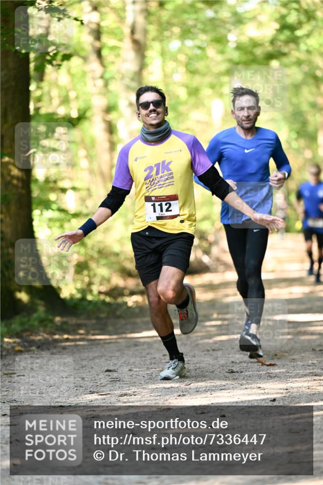 06.10.2024 - Bramfelder Halbmarathon 2024 Dr. Thomas Lammeyer http://msf.ph/oto/7336447 06.10.2024 10:13:53 Laufen 21, 112 meine-sportfotos.de