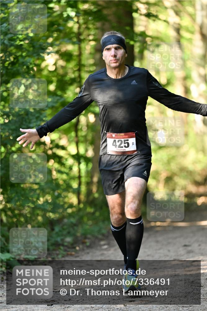 06.10.2024 - Bramfelder Halbmarathon 2024 Dr. Thomas Lammeyer http://msf.ph/oto/7336491 06.10.2024 10:14:18 Laufen 66, 33, 425 meine-sportfotos.de