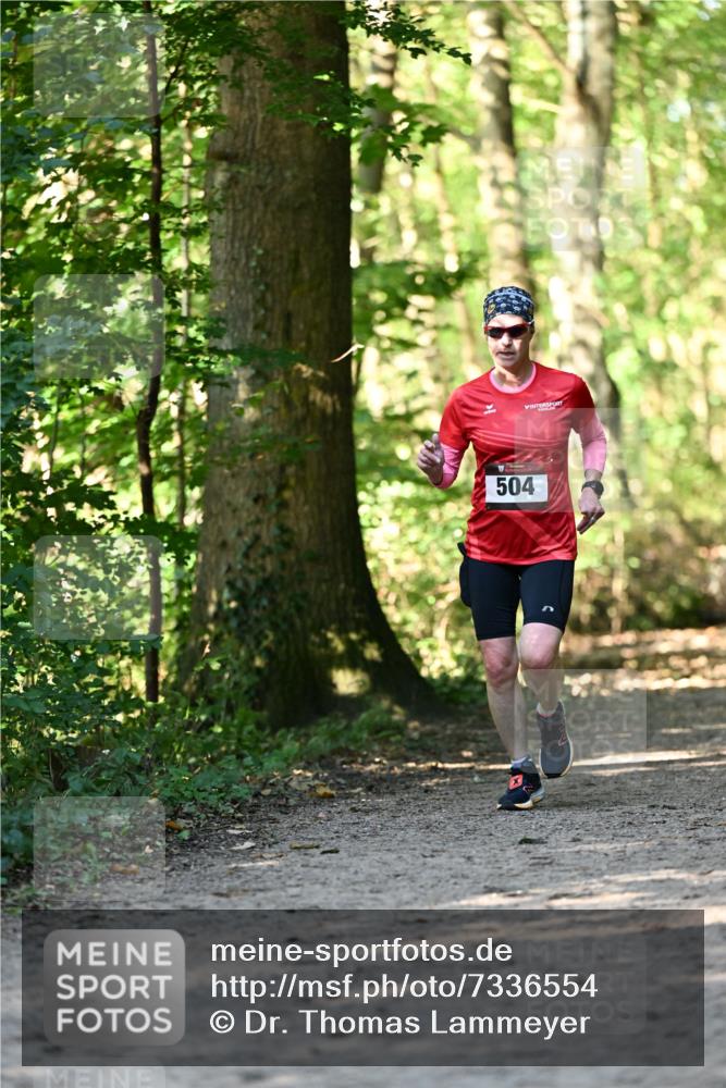 06.10.2024 - Bramfelder Halbmarathon 2024 Dr. Thomas Lammeyer http://msf.ph/oto/7336554 06.10.2024 10:14:58 Laufen 504 meine-sportfotos.de