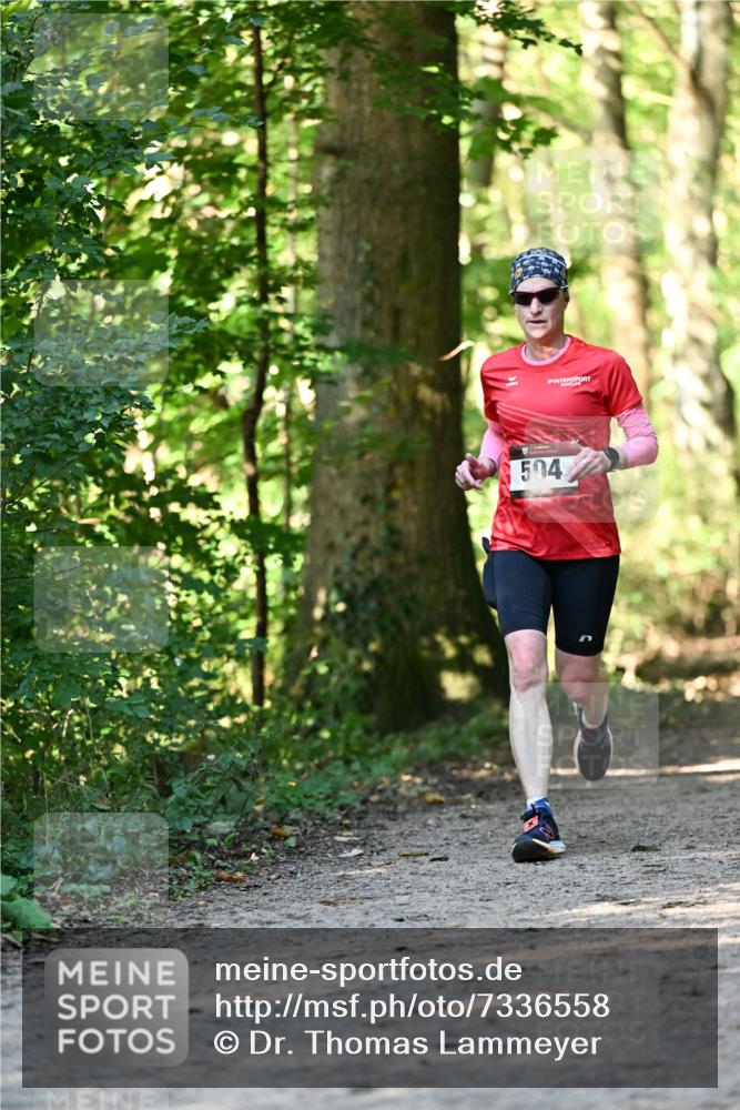 06.10.2024 - Bramfelder Halbmarathon 2024 Dr. Thomas Lammeyer http://msf.ph/oto/7336558 06.10.2024 10:14:59 Laufen 504 meine-sportfotos.de