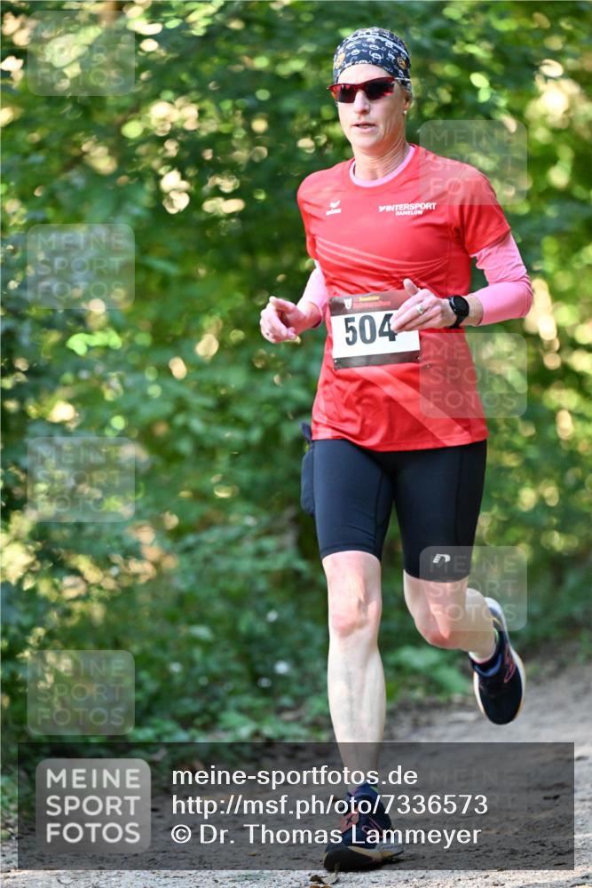 06.10.2024 - Bramfelder Halbmarathon 2024 Dr. Thomas Lammeyer http://msf.ph/oto/7336573 06.10.2024 10:15:01 Laufen 504 meine-sportfotos.de