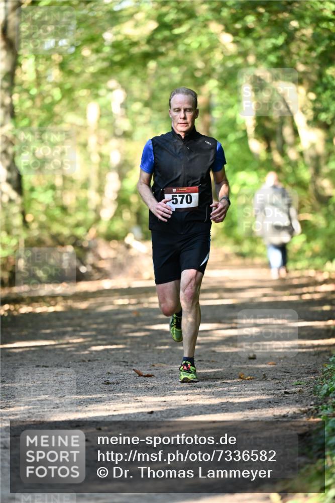 06.10.2024 - Bramfelder Halbmarathon 2024 Dr. Thomas Lammeyer http://msf.ph/oto/7336582 06.10.2024 10:15:15 Laufen 570 meine-sportfotos.de
