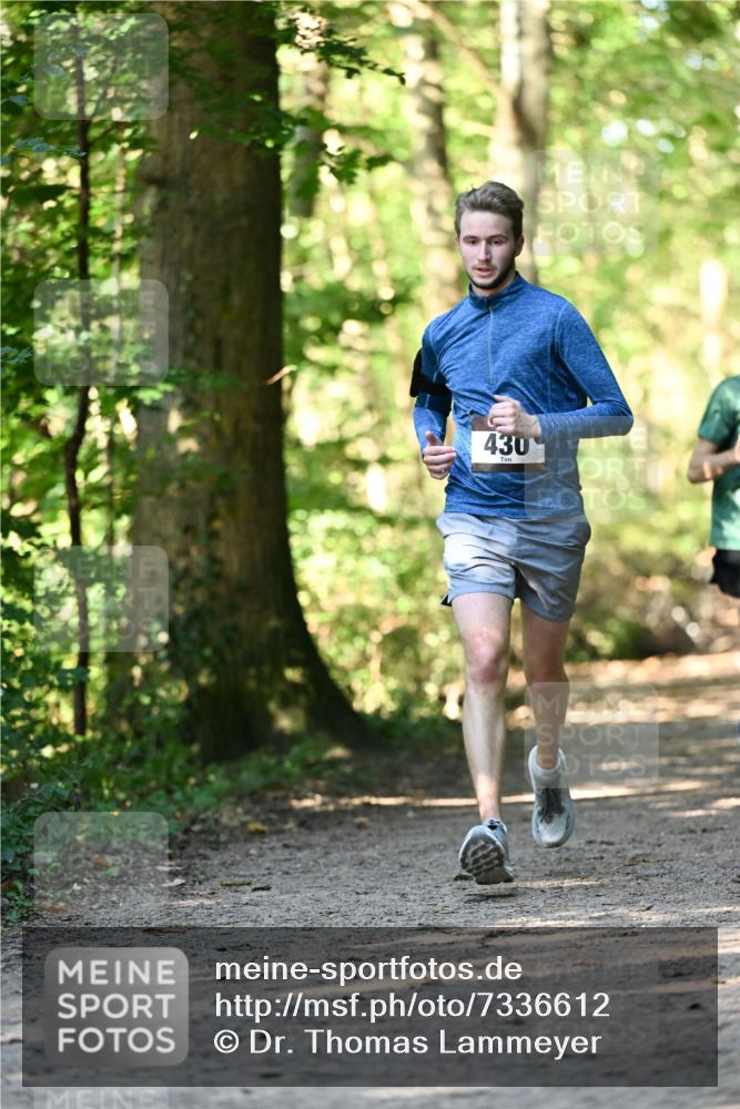 06.10.2024 - Bramfelder Halbmarathon 2024 Dr. Thomas Lammeyer http://msf.ph/oto/7336612 06.10.2024 10:15:56 Laufen 430 meine-sportfotos.de