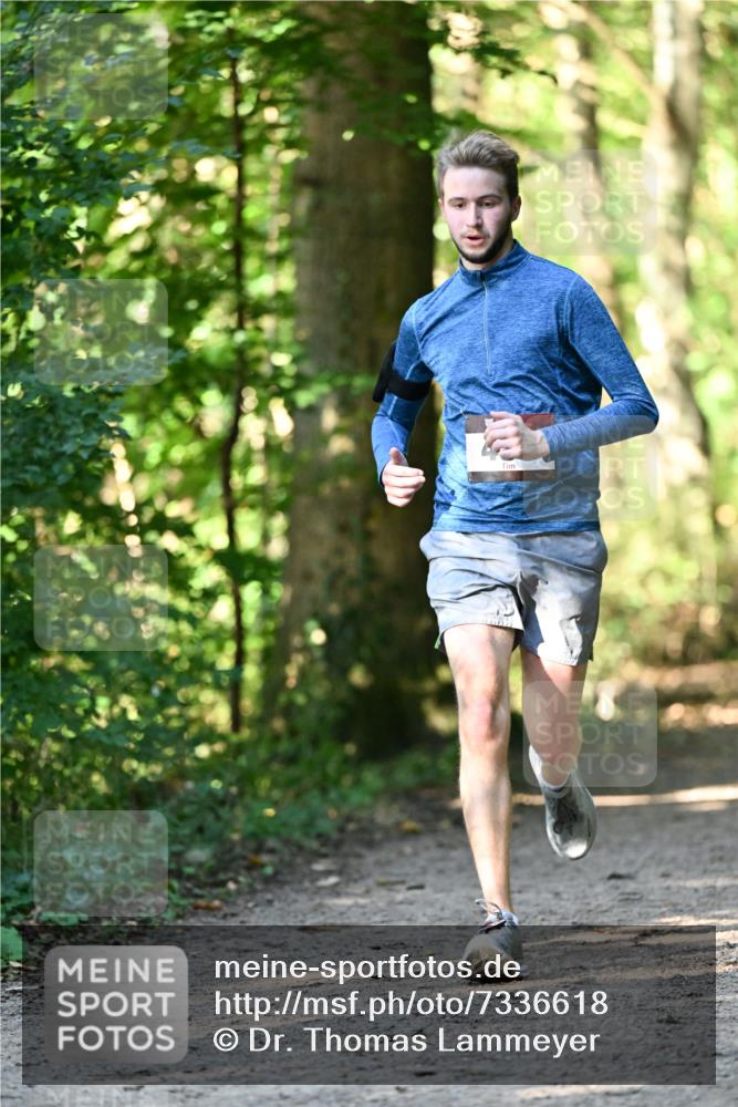 06.10.2024 - Bramfelder Halbmarathon 2024 Dr. Thomas Lammeyer http://msf.ph/oto/7336618 06.10.2024 10:15:57 Laufen  meine-sportfotos.de