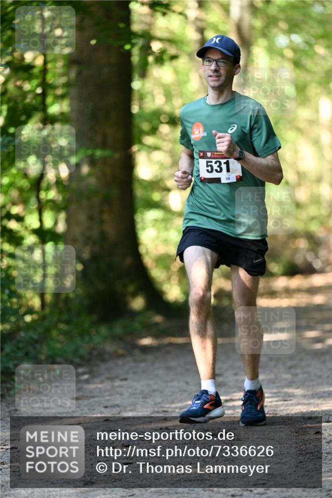 06.10.2024 - Bramfelder Halbmarathon 2024 Dr. Thomas Lammeyer http://msf.ph/oto/7336626 06.10.2024 10:15:59 Laufen 531, 94 meine-sportfotos.de