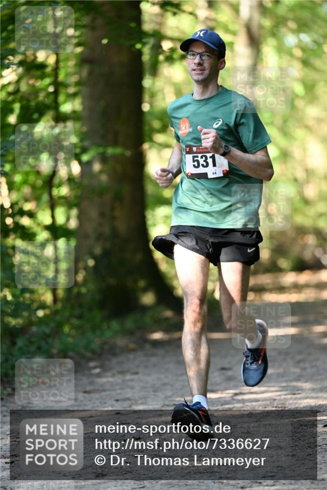 06.10.2024 - Bramfelder Halbmarathon 2024 Dr. Thomas Lammeyer http://msf.ph/oto/7336627 06.10.2024 10:15:59 Laufen 531, 94 meine-sportfotos.de