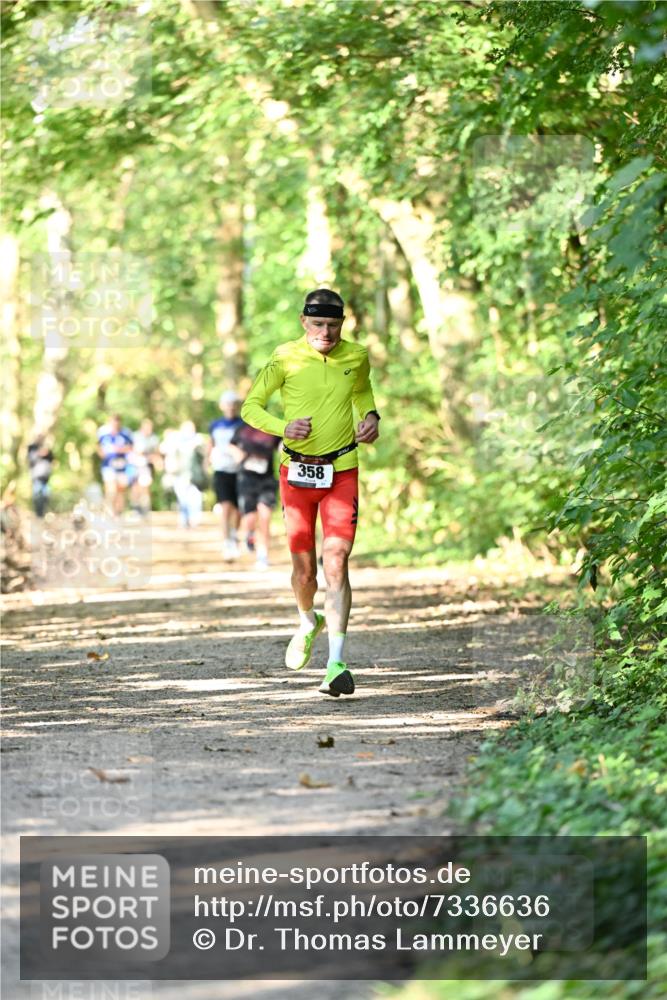06.10.2024 - Bramfelder Halbmarathon 2024 Dr. Thomas Lammeyer http://msf.ph/oto/7336636 06.10.2024 10:16:12 Laufen 358, 31 meine-sportfotos.de