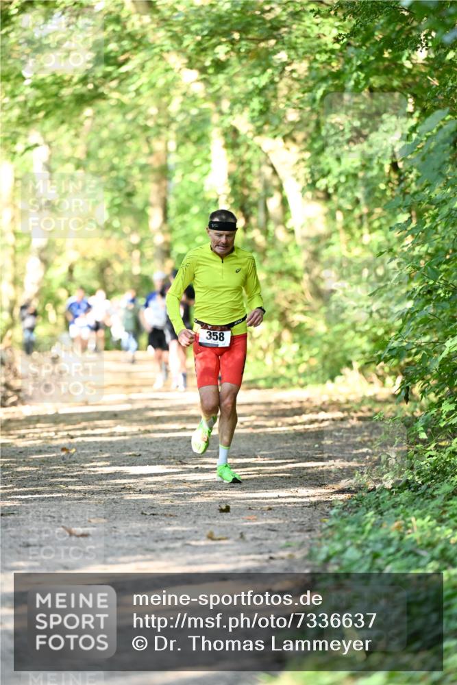 06.10.2024 - Bramfelder Halbmarathon 2024 Dr. Thomas Lammeyer http://msf.ph/oto/7336637 06.10.2024 10:16:12 Laufen 358 meine-sportfotos.de