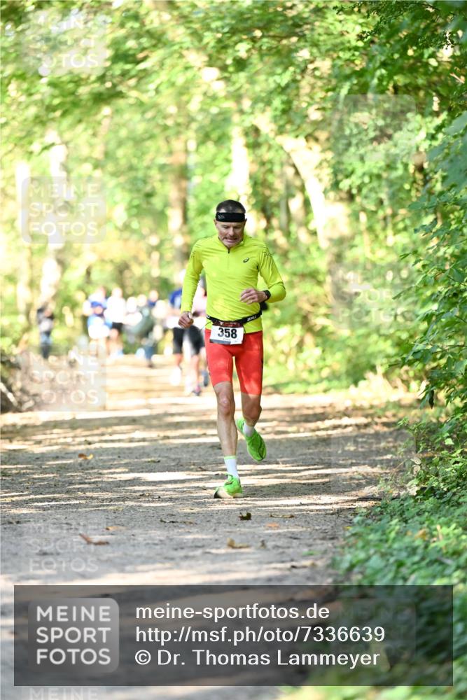 06.10.2024 - Bramfelder Halbmarathon 2024 Dr. Thomas Lammeyer http://msf.ph/oto/7336639 06.10.2024 10:16:13 Laufen 358 meine-sportfotos.de