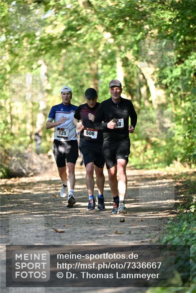 06.10.2024 - Bramfelder Halbmarathon 2024 Dr. Thomas Lammeyer http://msf.ph/oto/7336667 06.10.2024 10:16:22 Laufen 506, 125, 18 meine-sportfotos.de