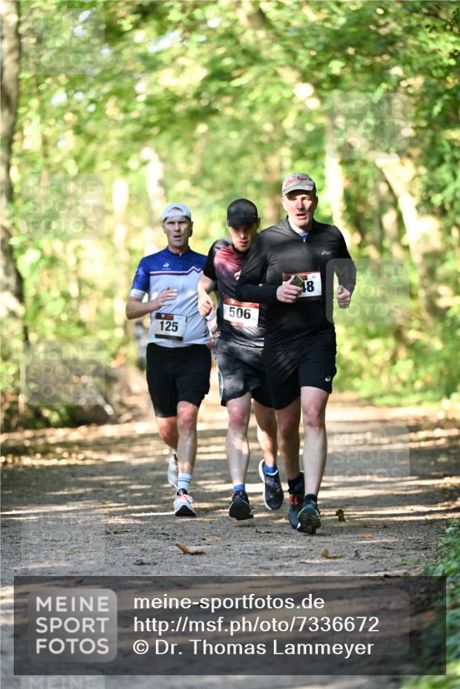 06.10.2024 - Bramfelder Halbmarathon 2024 Dr. Thomas Lammeyer http://msf.ph/oto/7336672 06.10.2024 10:16:23 Laufen 125, 506, 8, 32 meine-sportfotos.de