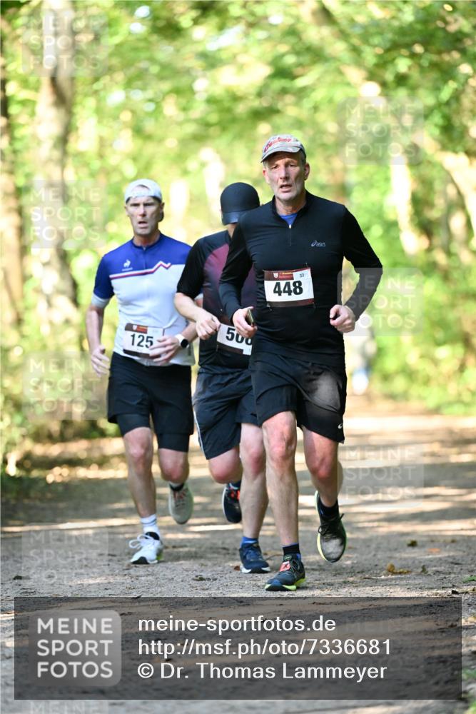 06.10.2024 - Bramfelder Halbmarathon 2024 Dr. Thomas Lammeyer http://msf.ph/oto/7336681 06.10.2024 10:16:24 Laufen 125, 500, 448, 32 meine-sportfotos.de