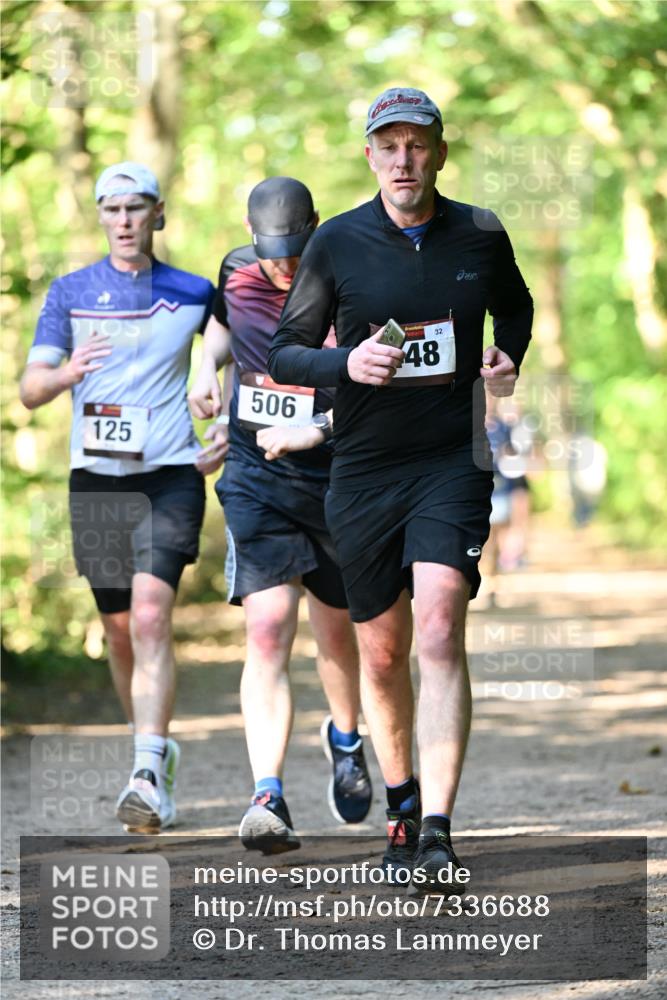 06.10.2024 - Bramfelder Halbmarathon 2024 Dr. Thomas Lammeyer http://msf.ph/oto/7336688 06.10.2024 10:16:25 Laufen 125, 506, 48, 32 meine-sportfotos.de