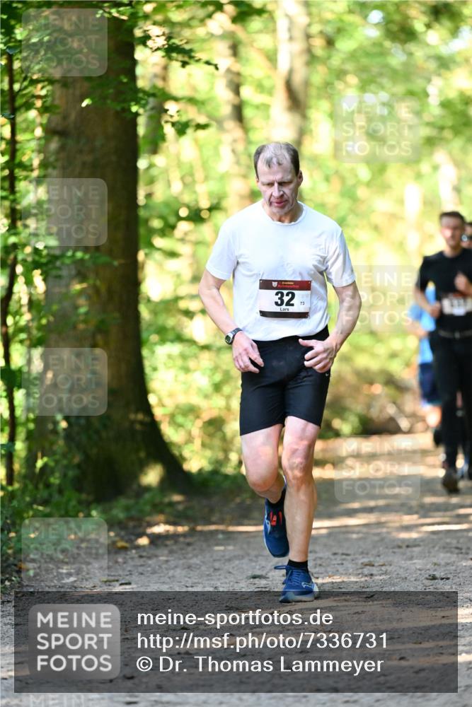 06.10.2024 - Bramfelder Halbmarathon 2024 Dr. Thomas Lammeyer http://msf.ph/oto/7336731 06.10.2024 10:16:39 Laufen 32, 73 meine-sportfotos.de