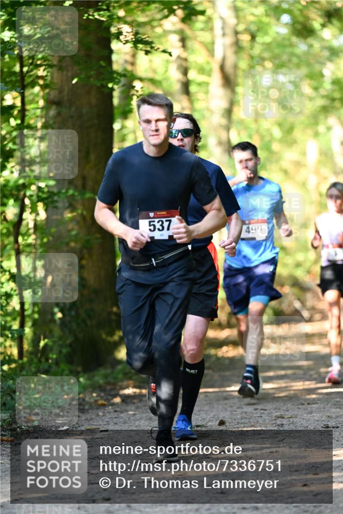 06.10.2024 - Bramfelder Halbmarathon 2024 Dr. Thomas Lammeyer http://msf.ph/oto/7336751 06.10.2024 10:16:42 Laufen 537, 499 meine-sportfotos.de