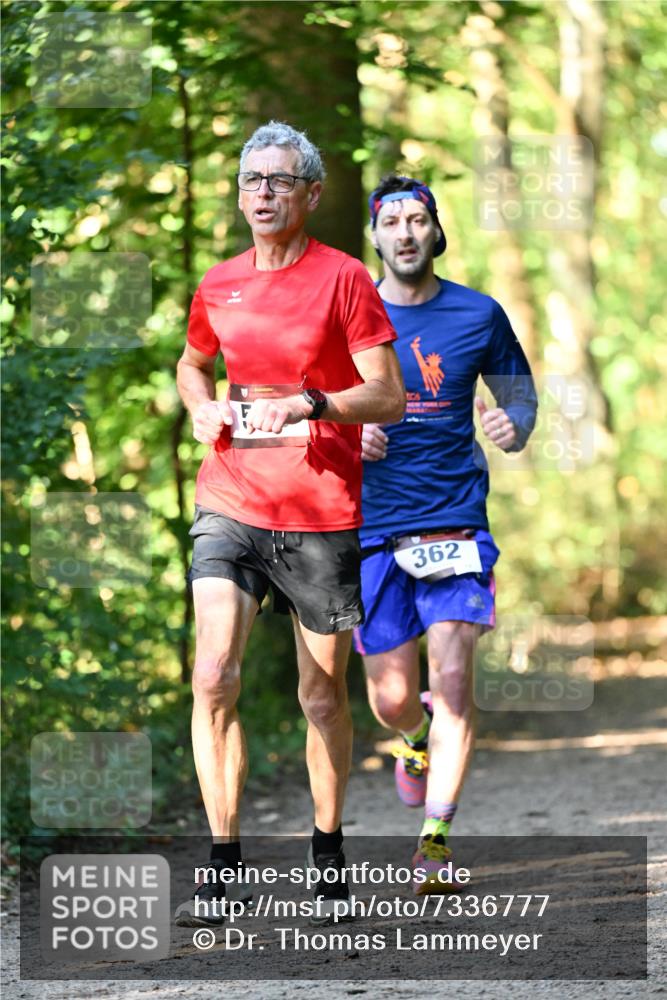06.10.2024 - Bramfelder Halbmarathon 2024 Dr. Thomas Lammeyer http://msf.ph/oto/7336777 06.10.2024 10:16:47 Laufen 362 meine-sportfotos.de
