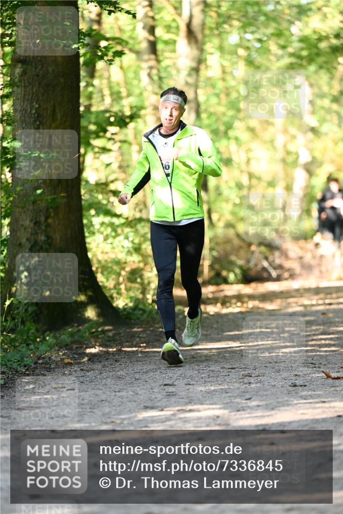 06.10.2024 - Bramfelder Halbmarathon 2024 Dr. Thomas Lammeyer http://msf.ph/oto/7336845 06.10.2024 10:17:22 Laufen  meine-sportfotos.de