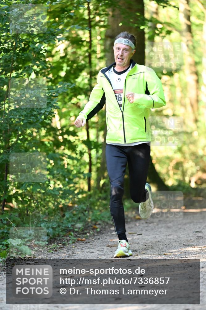 06.10.2024 - Bramfelder Halbmarathon 2024 Dr. Thomas Lammeyer http://msf.ph/oto/7336857 06.10.2024 10:17:24 Laufen  meine-sportfotos.de