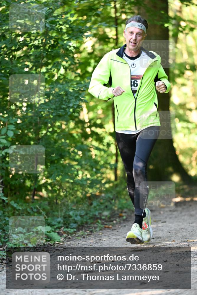 06.10.2024 - Bramfelder Halbmarathon 2024 Dr. Thomas Lammeyer http://msf.ph/oto/7336859 06.10.2024 10:17:24 Laufen 6 meine-sportfotos.de