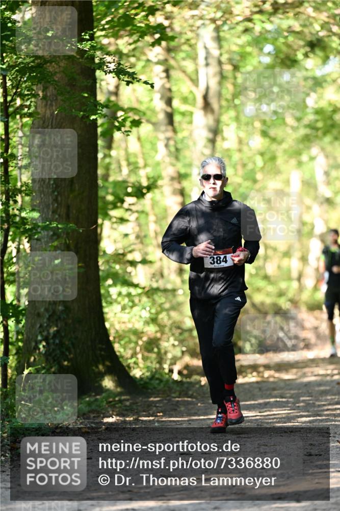 06.10.2024 - Bramfelder Halbmarathon 2024 Dr. Thomas Lammeyer http://msf.ph/oto/7336880 06.10.2024 10:17:39 Laufen 384 meine-sportfotos.de