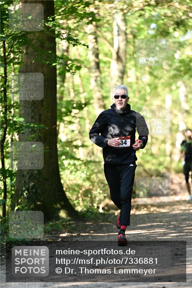 06.10.2024 - Bramfelder Halbmarathon 2024 Dr. Thomas Lammeyer http://msf.ph/oto/7336881 06.10.2024 10:17:39 Laufen 84 meine-sportfotos.de