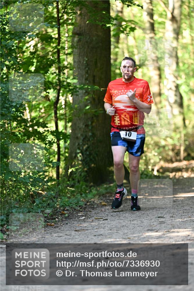 06.10.2024 - Bramfelder Halbmarathon 2024 Dr. Thomas Lammeyer http://msf.ph/oto/7336930 06.10.2024 10:18:03 Laufen 10 meine-sportfotos.de