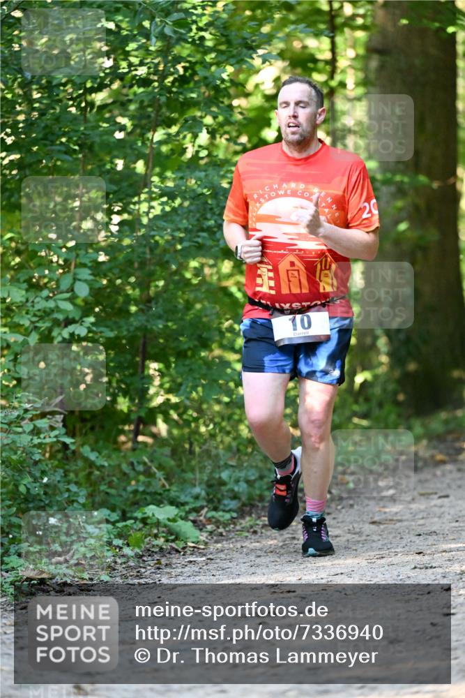 06.10.2024 - Bramfelder Halbmarathon 2024 Dr. Thomas Lammeyer http://msf.ph/oto/7336940 06.10.2024 10:18:04 Laufen 10, 20 meine-sportfotos.de