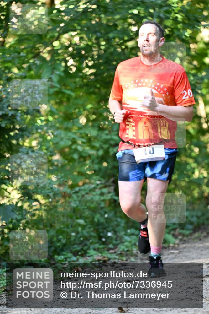 06.10.2024 - Bramfelder Halbmarathon 2024 Dr. Thomas Lammeyer http://msf.ph/oto/7336945 06.10.2024 10:18:05 Laufen 10, 20 meine-sportfotos.de