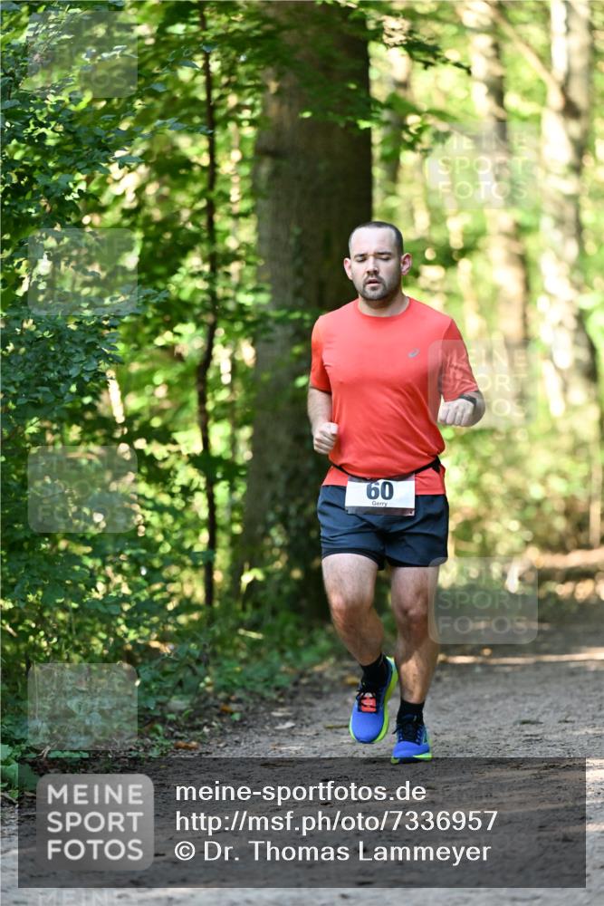 06.10.2024 - Bramfelder Halbmarathon 2024 Dr. Thomas Lammeyer http://msf.ph/oto/7336957 06.10.2024 10:18:21 Laufen 60 meine-sportfotos.de