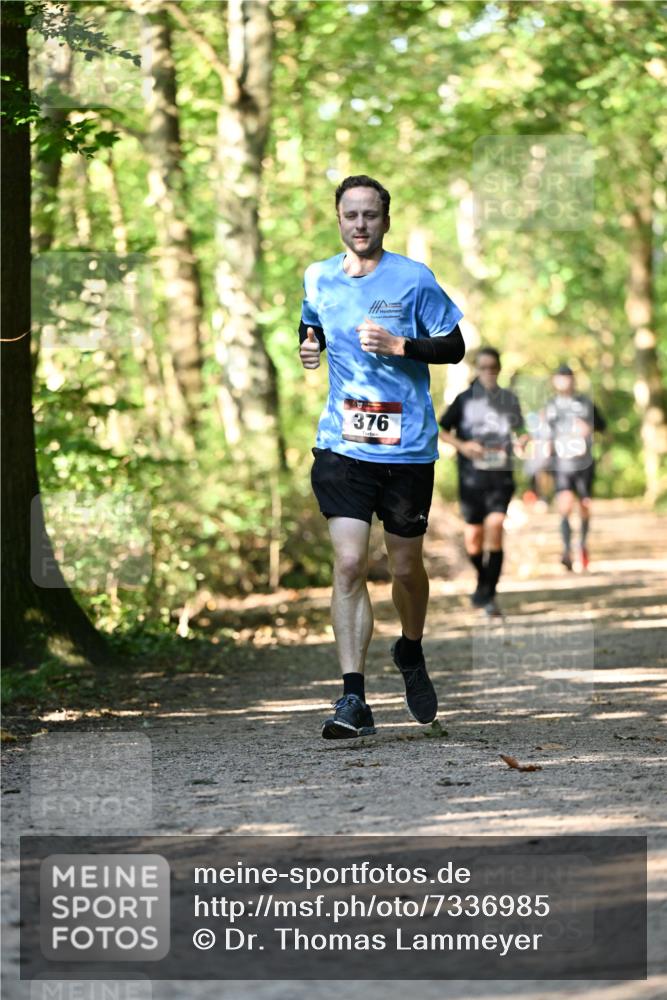 06.10.2024 - Bramfelder Halbmarathon 2024 Dr. Thomas Lammeyer http://msf.ph/oto/7336985 06.10.2024 10:18:30 Laufen 376 meine-sportfotos.de